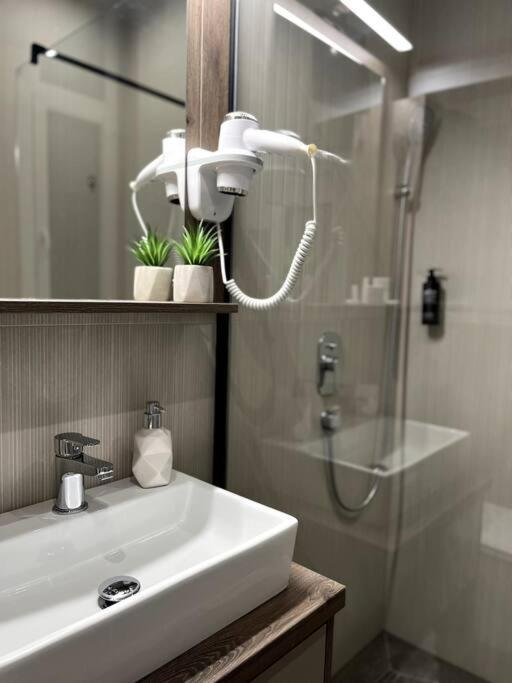Rina Apartments Сараево Екстериор снимка