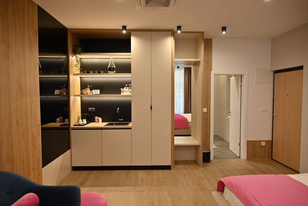 Rina Apartments Сараево Екстериор снимка