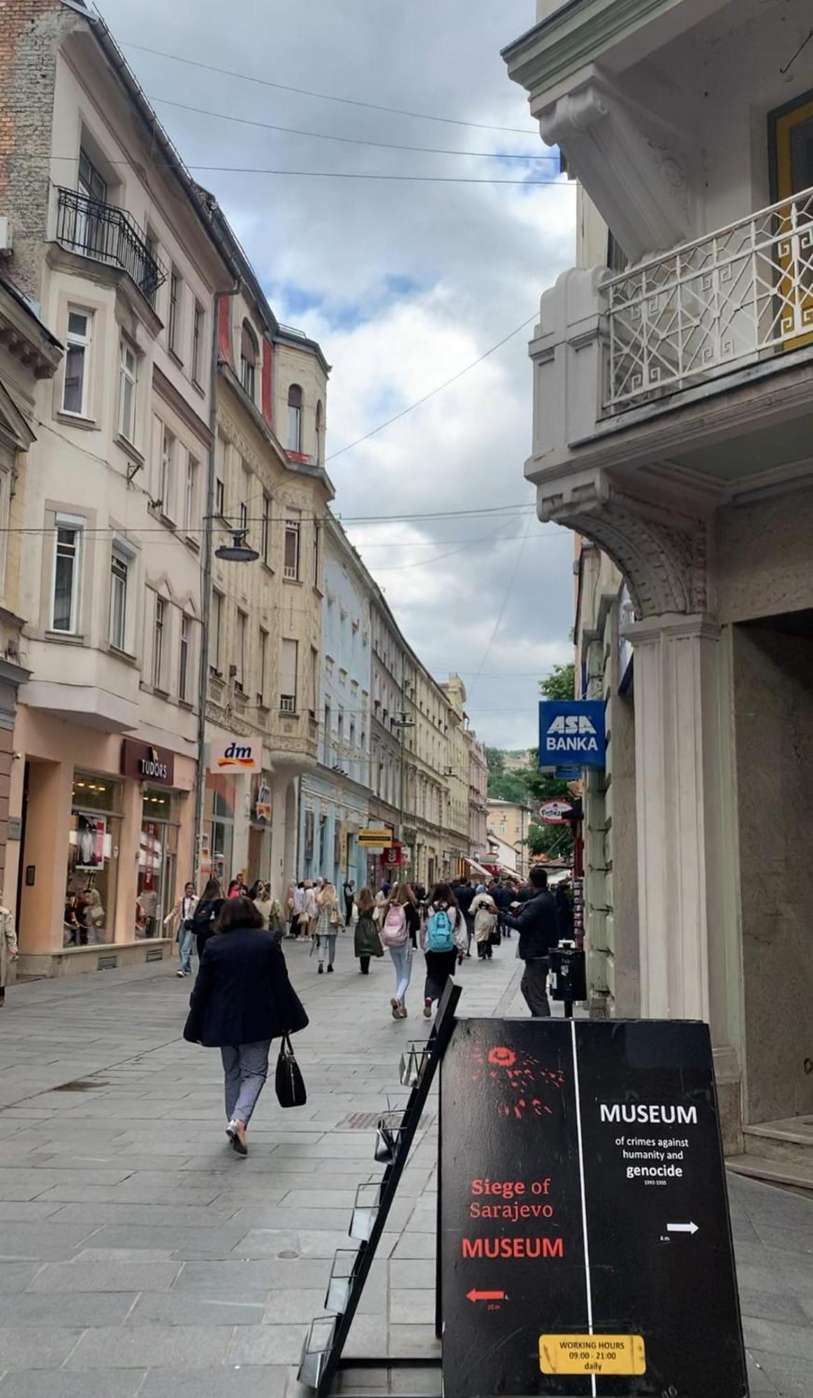 Rina Apartments Сараево Екстериор снимка